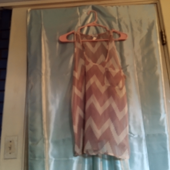 Top - Picture 4 of 4